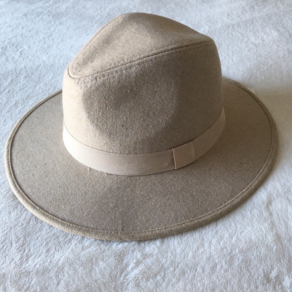 Taupe fedora hat